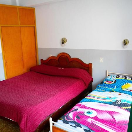 Hostal Zeballos Tarija Eksteriør bilde