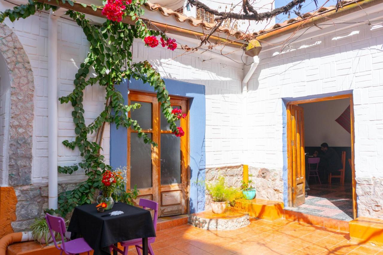 Hostal Zeballos Tarija Eksteriør bilde