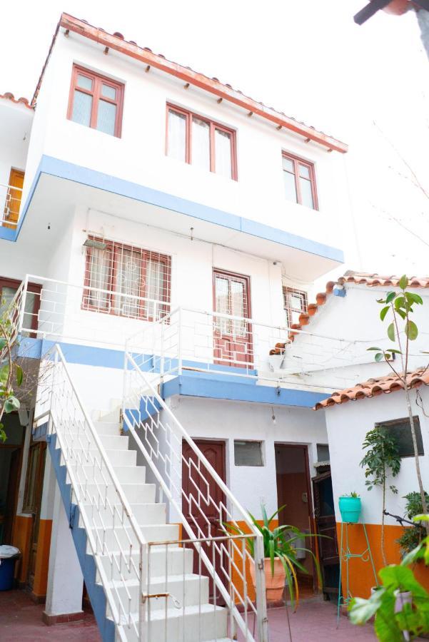Hostal Zeballos Tarija Eksteriør bilde