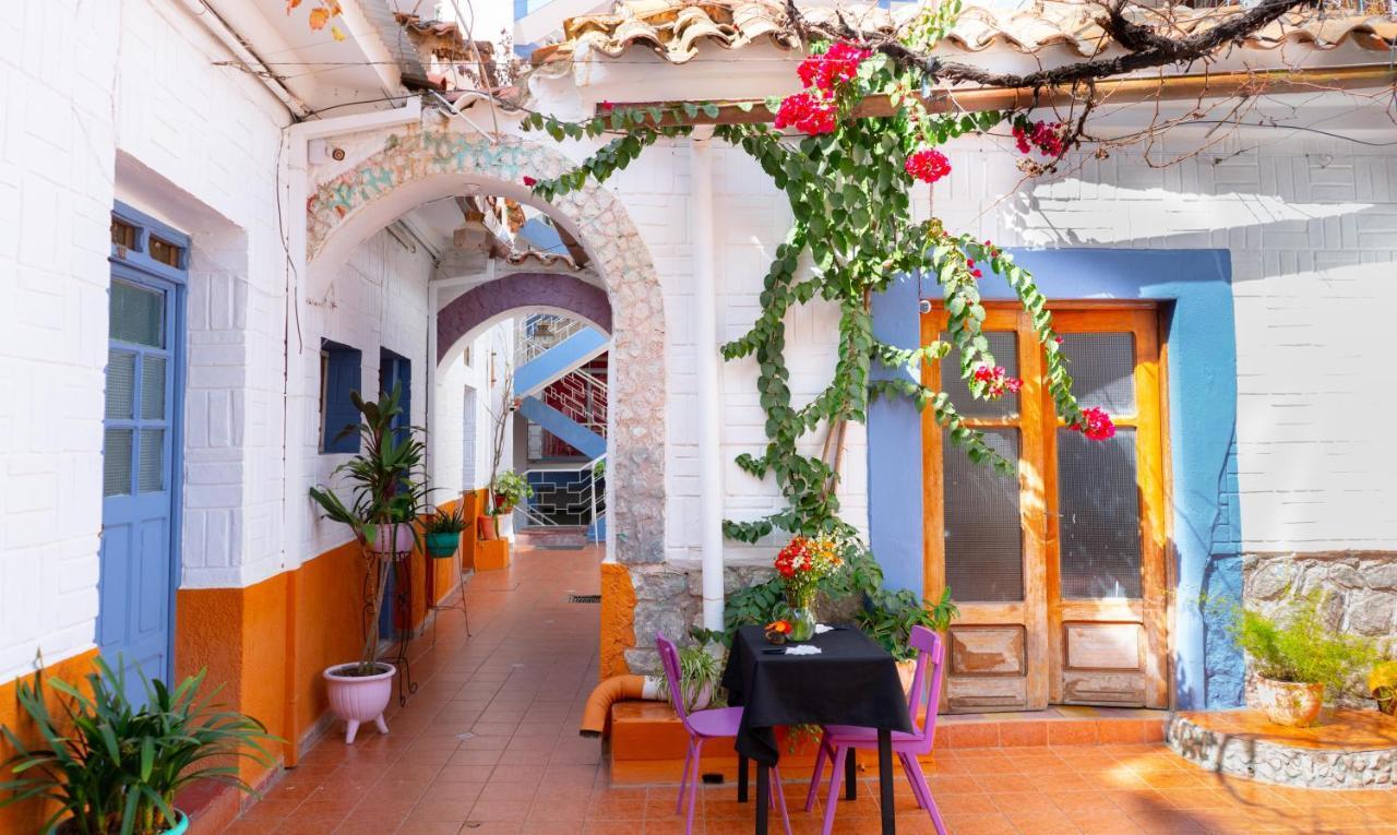 Hostal Zeballos Tarija Eksteriør bilde