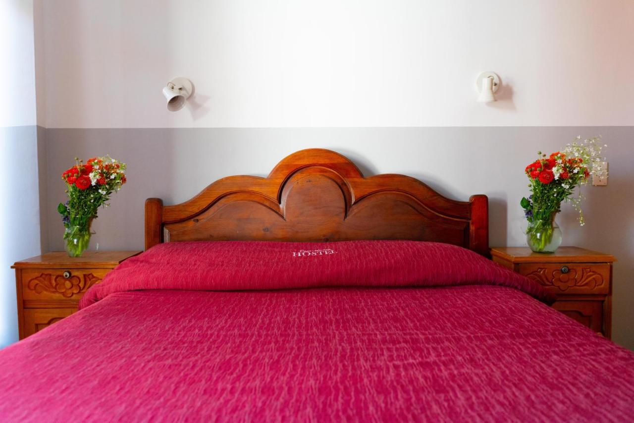 Hostal Zeballos Tarija Eksteriør bilde