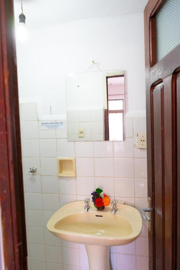 Hostal Zeballos Tarija Eksteriør bilde